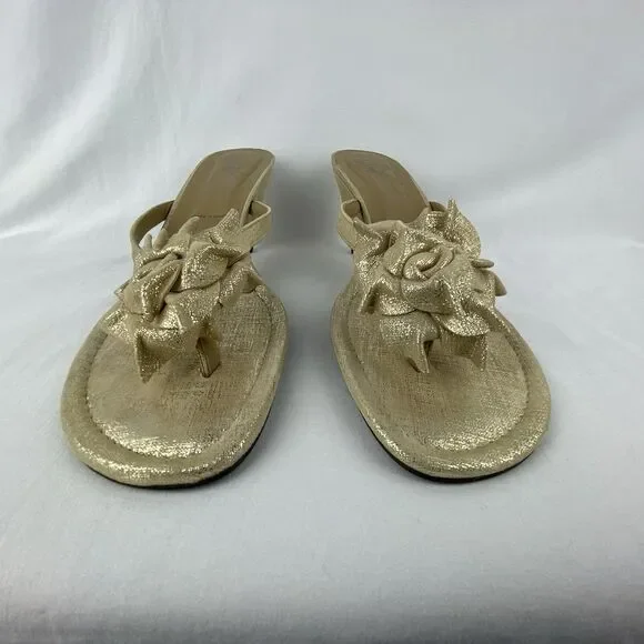 Donald J. Pliner Gold Sandals! Gorgeous. 10. - Picture 4 of 13